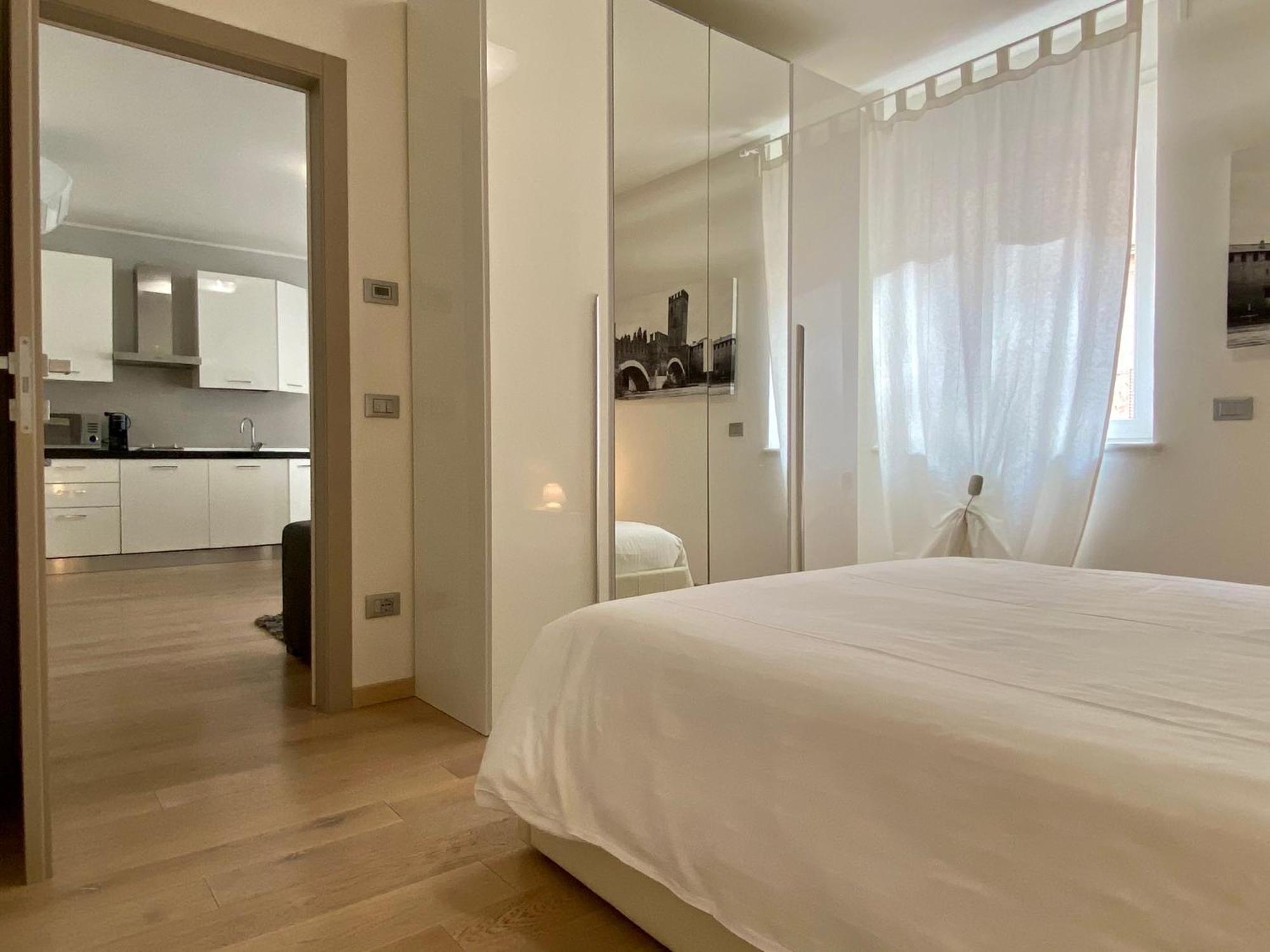 Leoncino 14 Apartment Verona Exterior photo